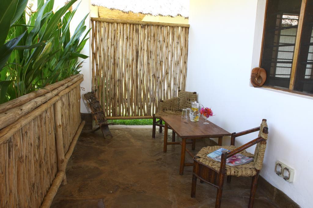 Sheba Cottages - Diani Beach Bagian luar foto