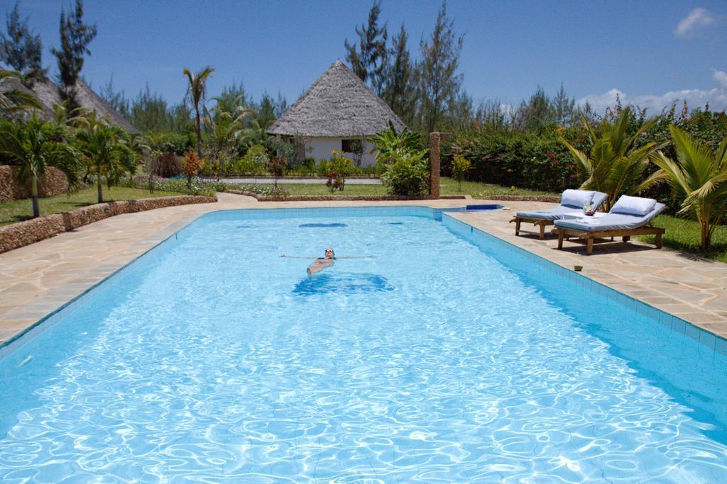 Sheba Cottages - Diani Beach Bagian luar foto